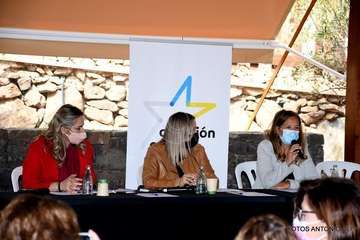 Encuentro de CC en Telde sobre el municipalismo/TA.